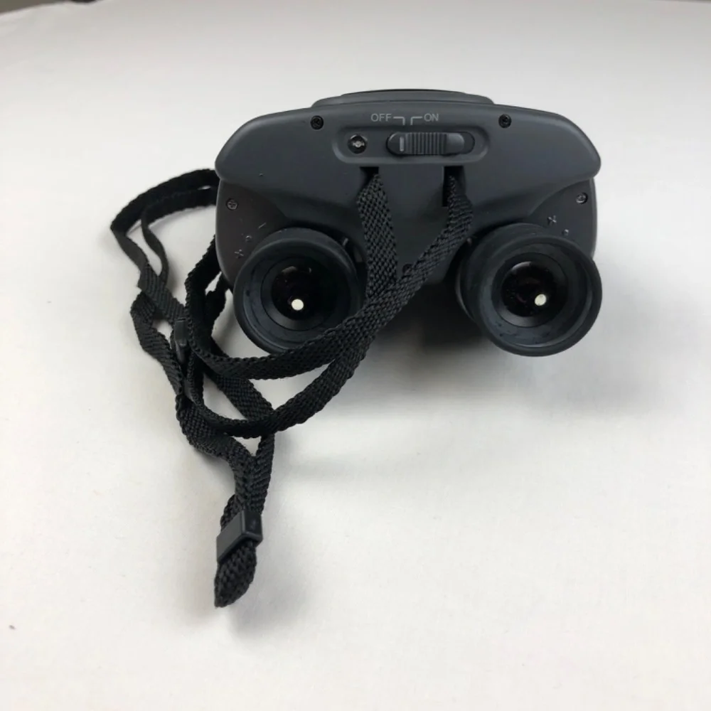 Minolta AF 8 Compact Binoculars 8X23 6.6° W/ Soft Case, Battery & Lens Cloth